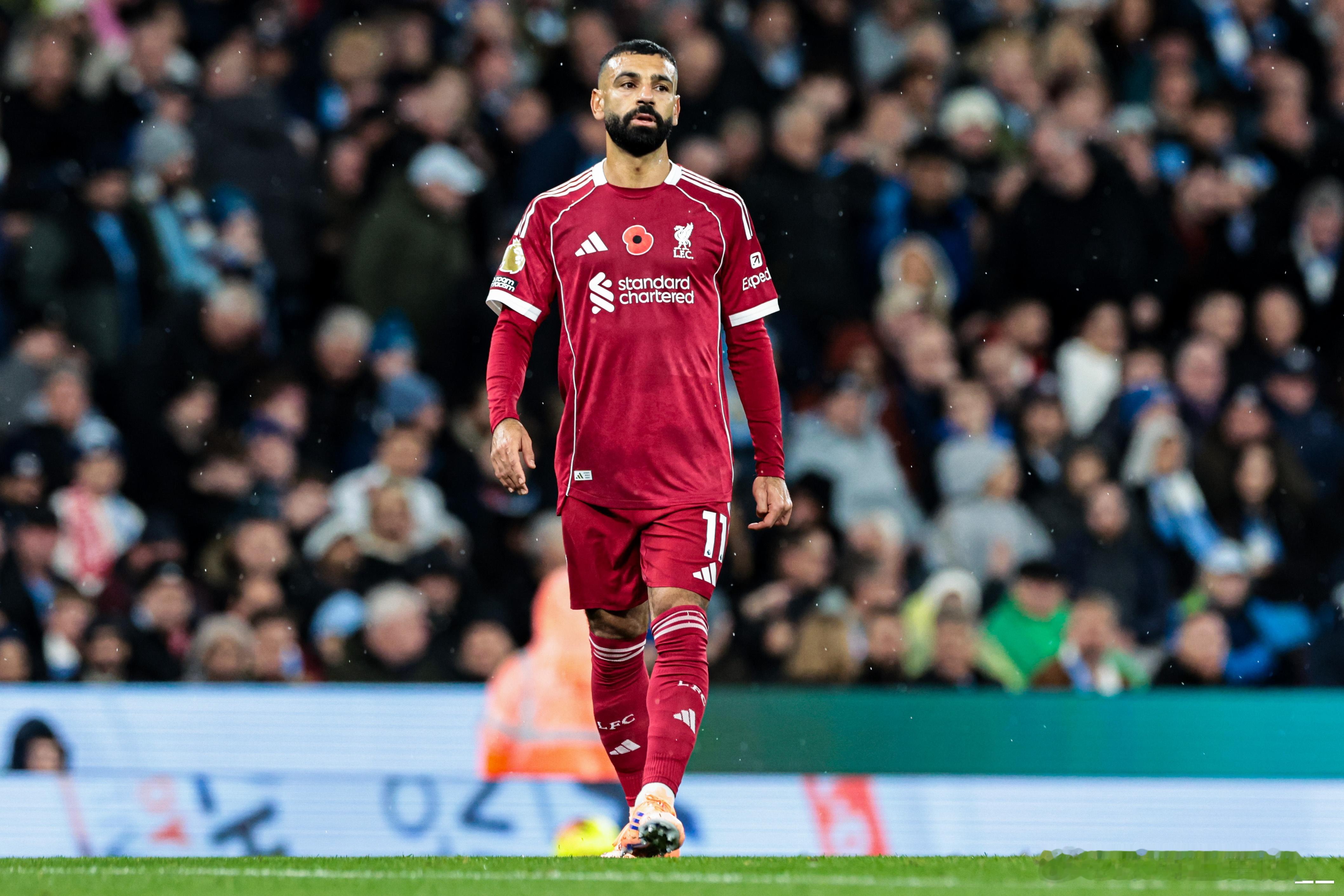 据WhoScored统计，萨拉赫本场比赛15次尝试过人10次失败，这是本赛季英超