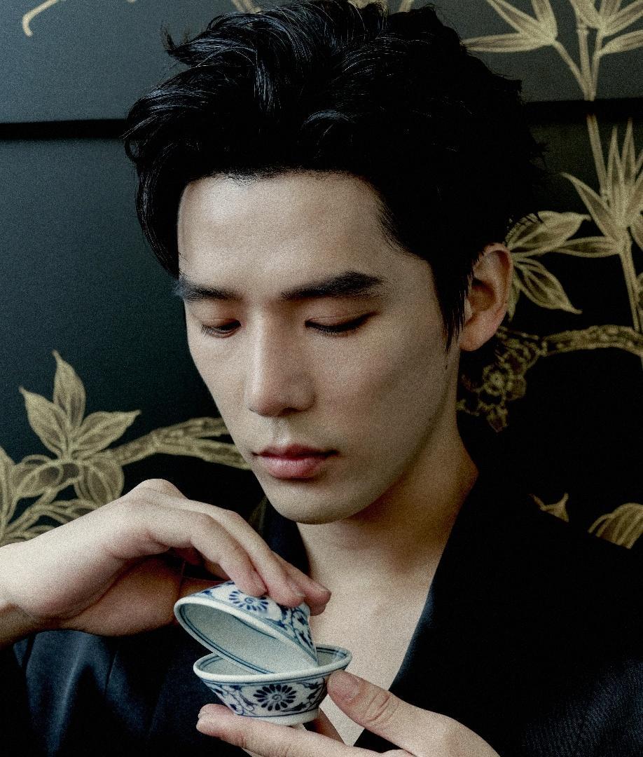 #王安宇新中式霸总装#[抱抱]看到这一次西装搭配也太绝了！真的是希望能够出演一个