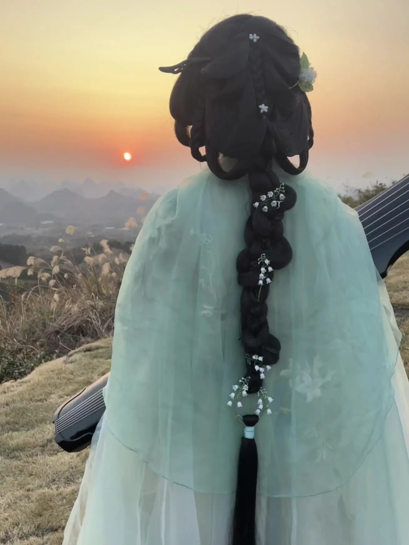 这绝美的后脑勺，太美了！！