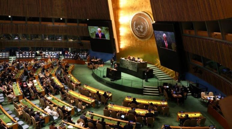 美国这次在联合国，彻底踢到了铁板。美方企图强行掐断的一场联大表决，硬生生变成对霸