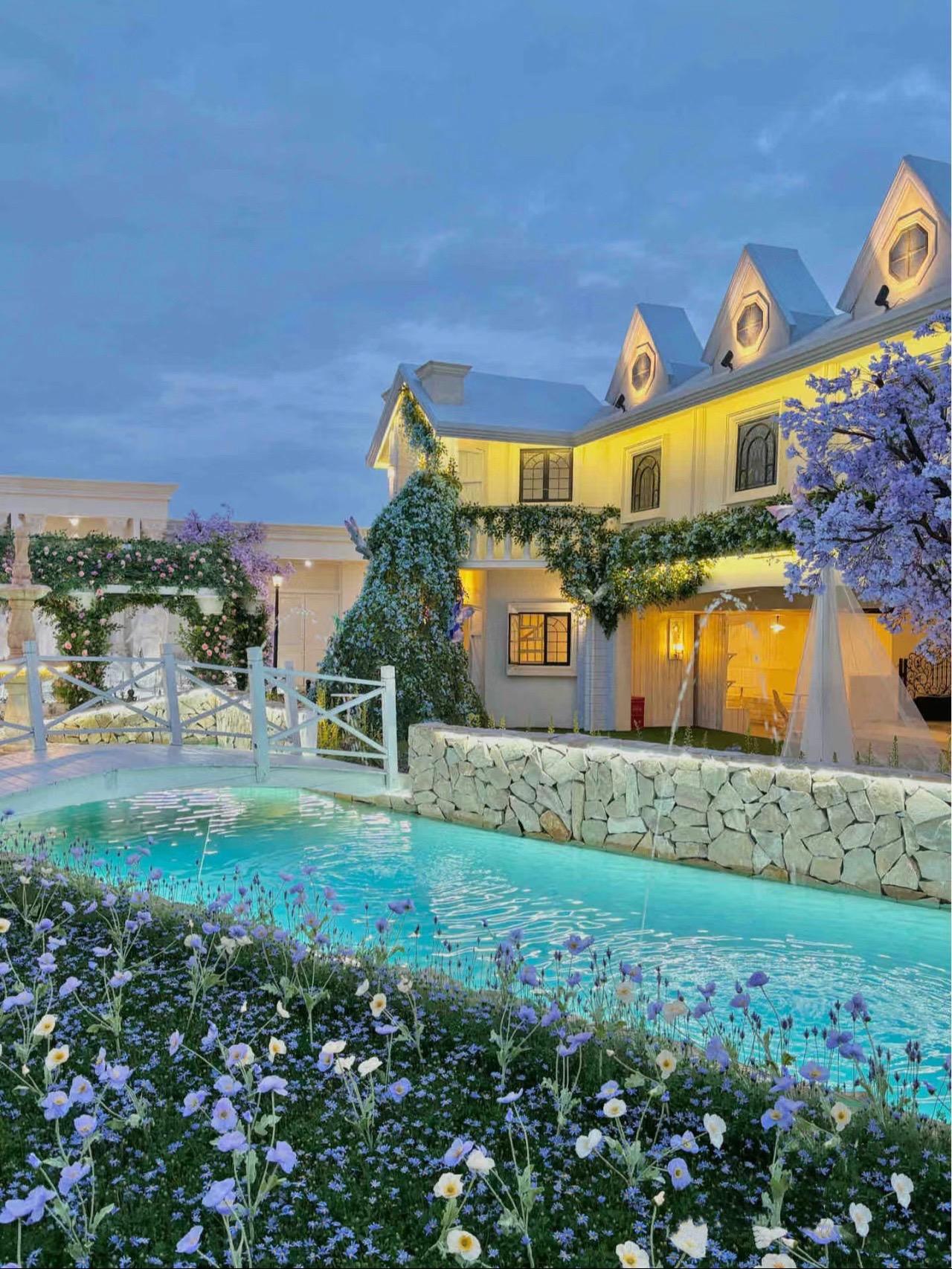 拍不完 根本拍不完爱丽丝梦游仙境 住进风景里 好像童话世界里的城堡 深圳拍照圣地