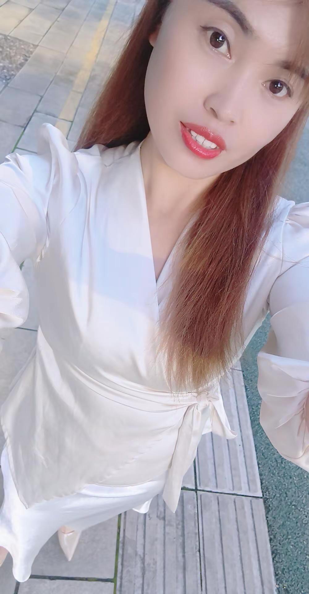 从来不懂依赖的感觉 直到我受了委屈 第一时间想到的是你