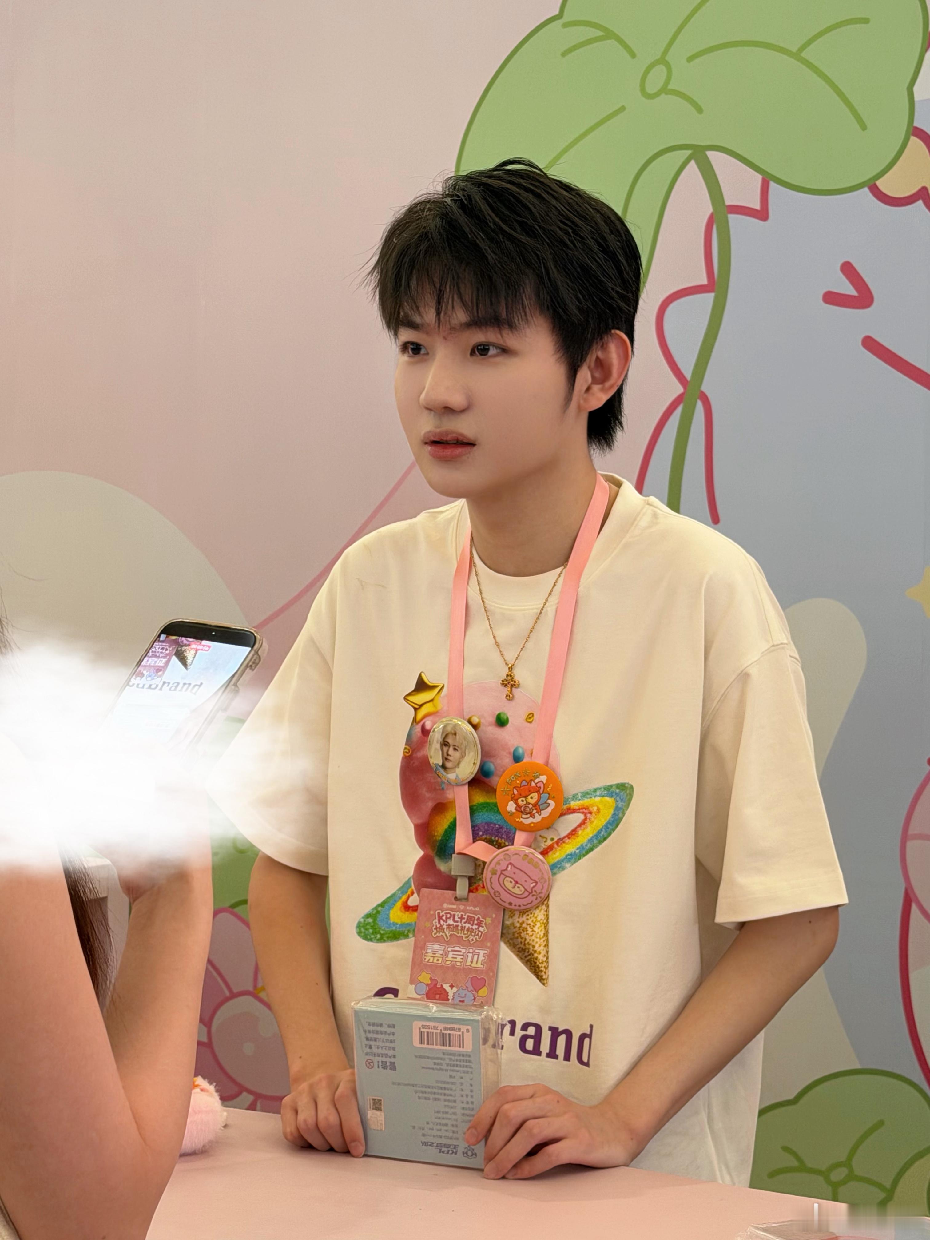 LGDNBW小分队KPL快闪打卡九尾空降KPL快闪KPL快闪线下打卡圆满收官！九