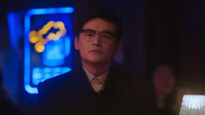 郭京飞这样的老舅正月里不剃头 乐天派老舅有担当！崔国明闯卡拉 OK、自学法律，看