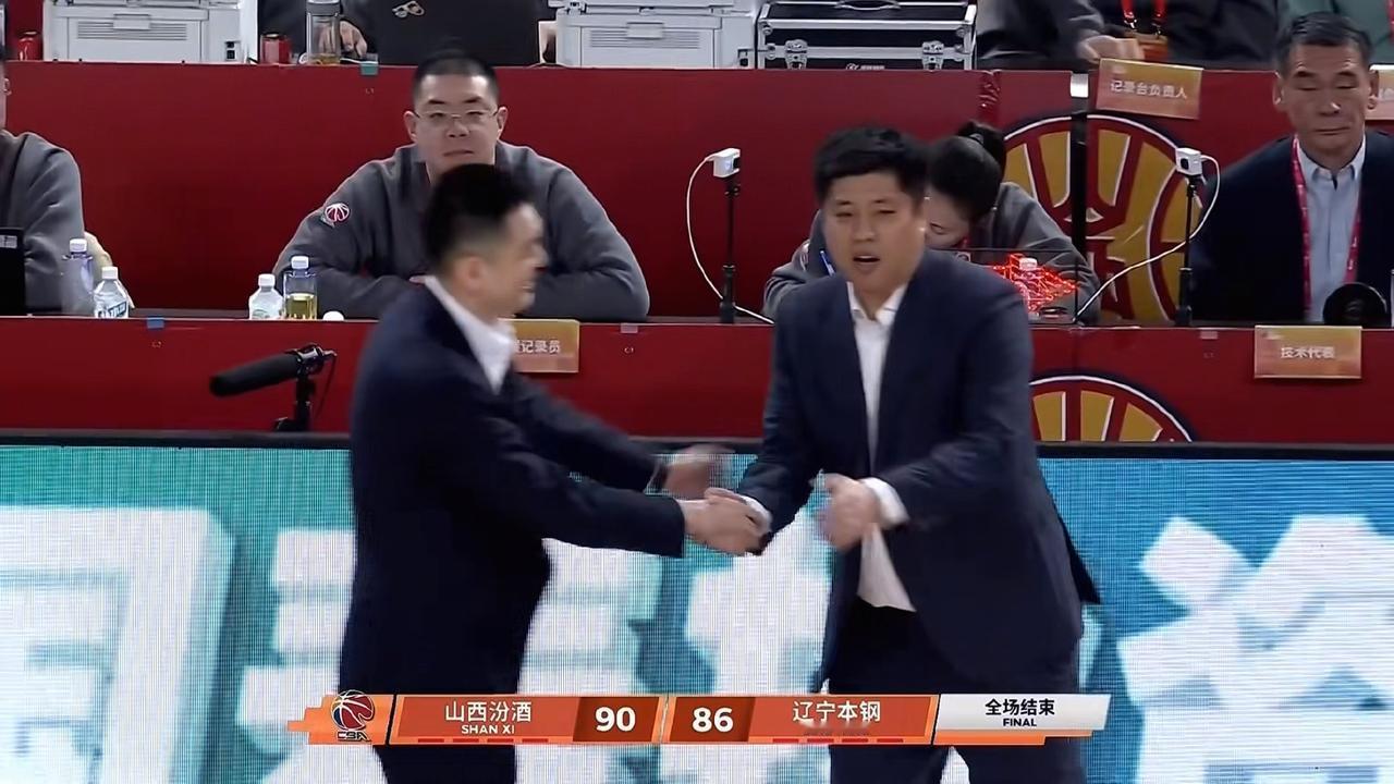 辽宁队客场86：90不敌山西队，两外援对阵四外援，亨特都没报名为什么还要浪费一张