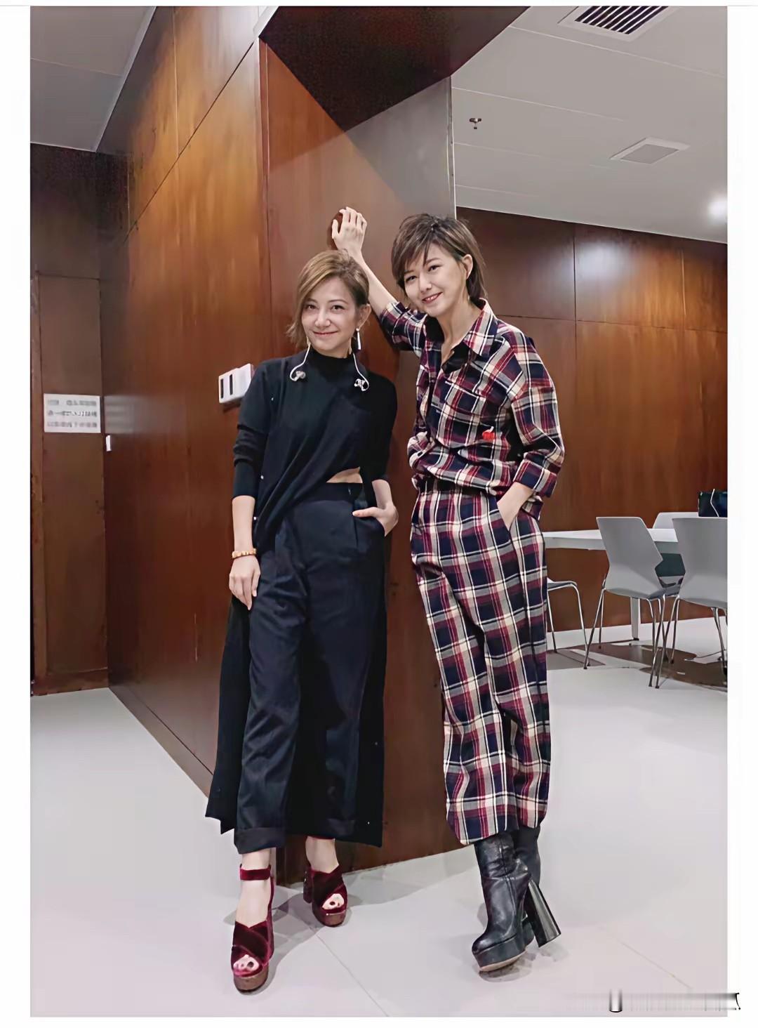 不得不说，曾经的两个梦中女神，都老了！