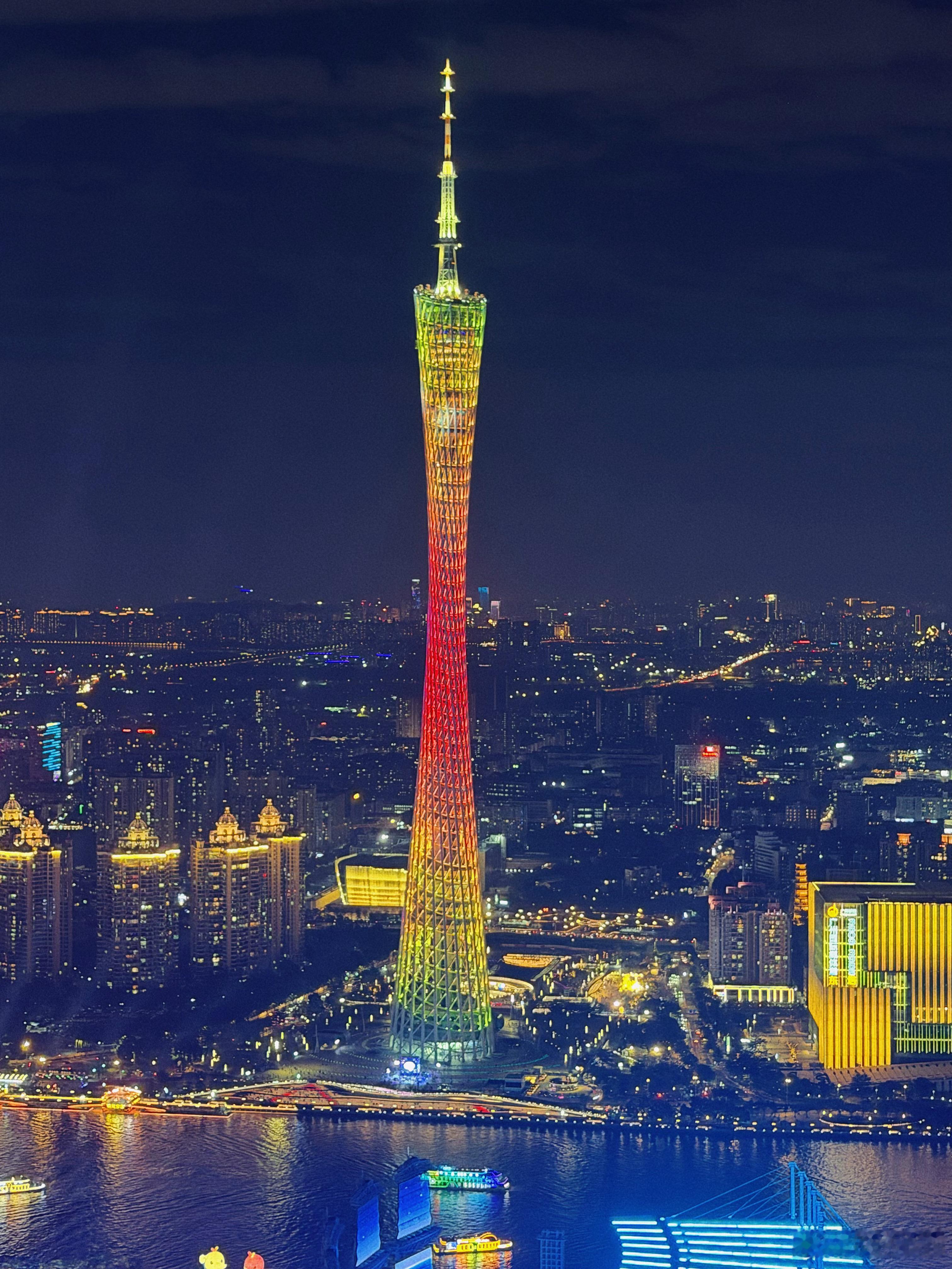 今晚真开心，整个智驾圈都在广州聚一下的机会真不多，和纯粹的人在一起就是自在，大家