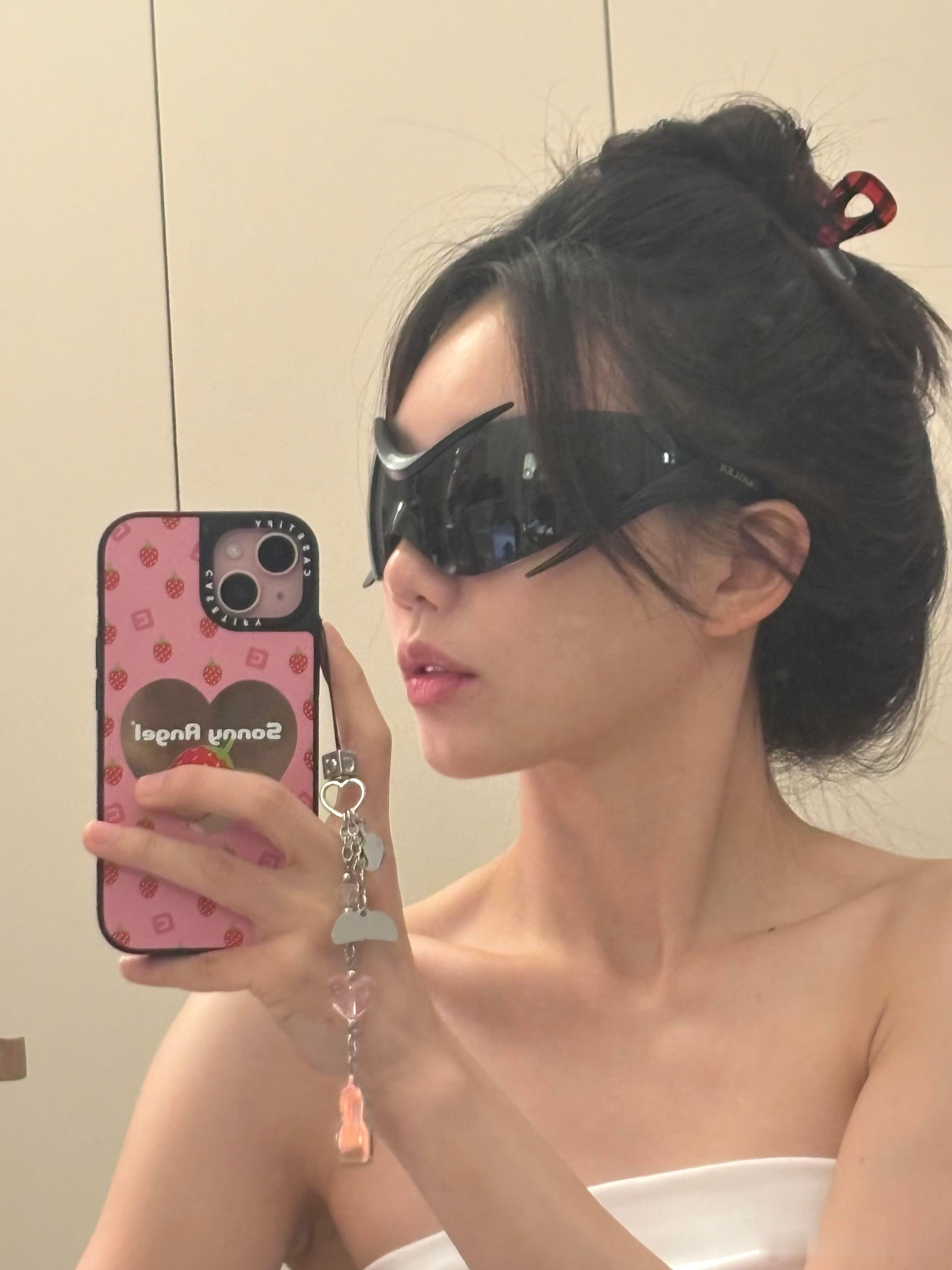 徐梦洁[超话]  xmj 徐梦洁徐图图  xmj 徐梦洁三人行  夏季风景如画 