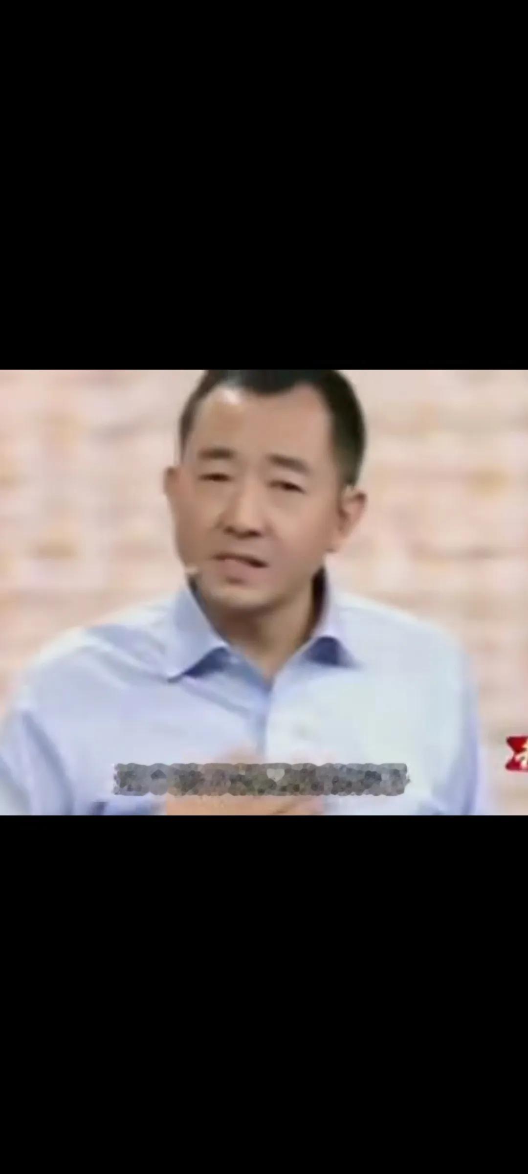 言语间，铁骨铮铮。听甲哥辞官做慈善公益演讲，除了感动就是敬佩！#励志的大哥# #