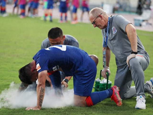 0-0！亚冠爆冷夜！积分榜变化：申花无缘小组第一，同时折损两将