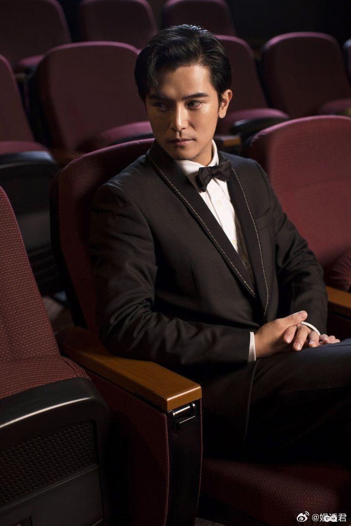 郑恺刘浩存邱泽新片让人头皮发麻预告里的配乐和镜头剪辑太绝了，压抑又诡异，人物的神