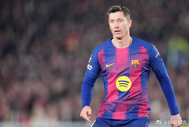 据RAC1记者Marta Ramon透露，巴萨将为莱万提供大幅度降薪续约的合同，