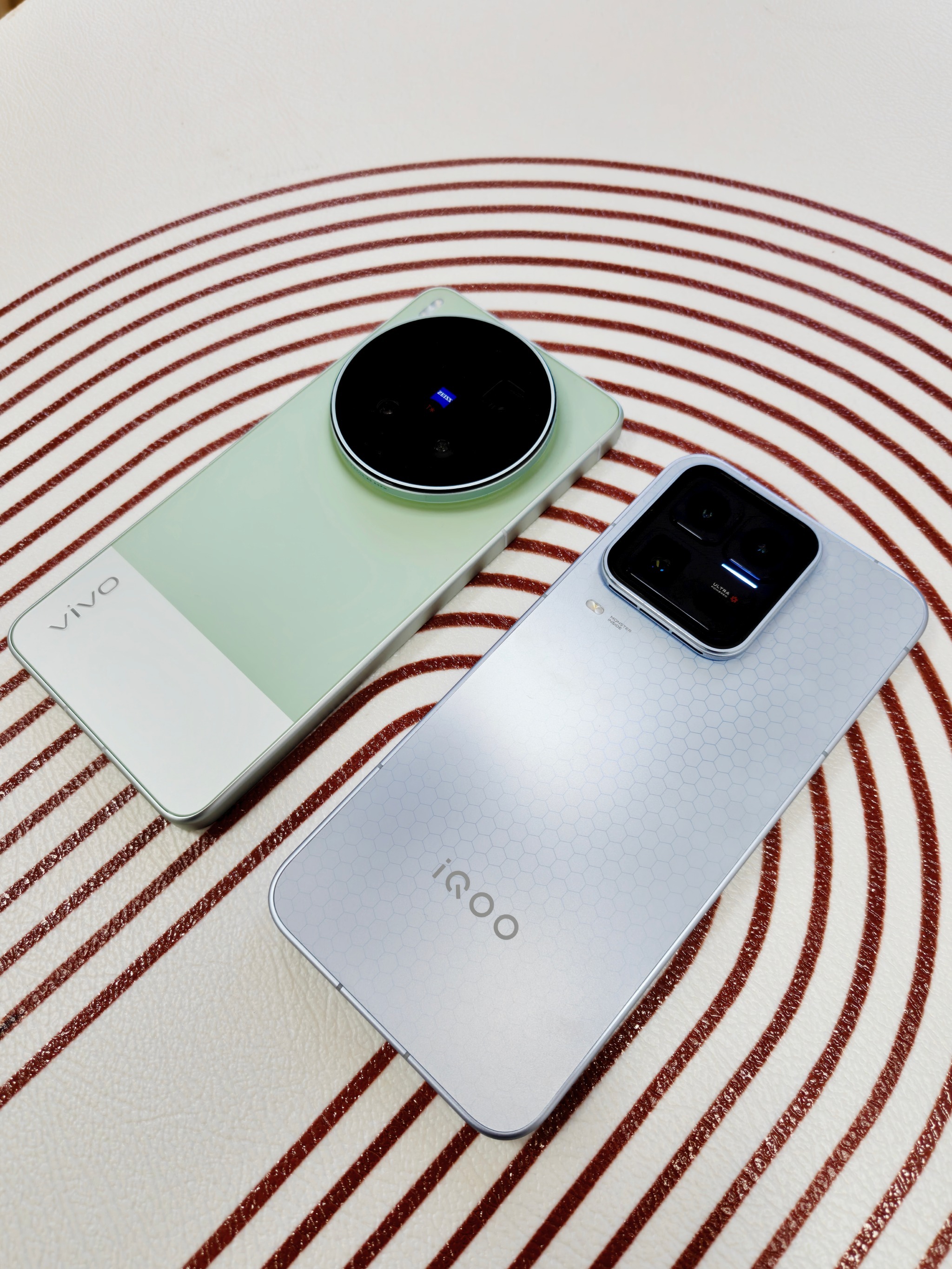 蓝厂🐮一门双至尊！vivo X300 Ultra 极致影像iQOO 15 Ul