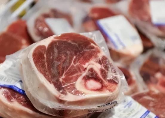 注意！冰箱里面的冻肉，超过这个时间就不要吃了，否则会危害健康

把肉类一股脑塞进