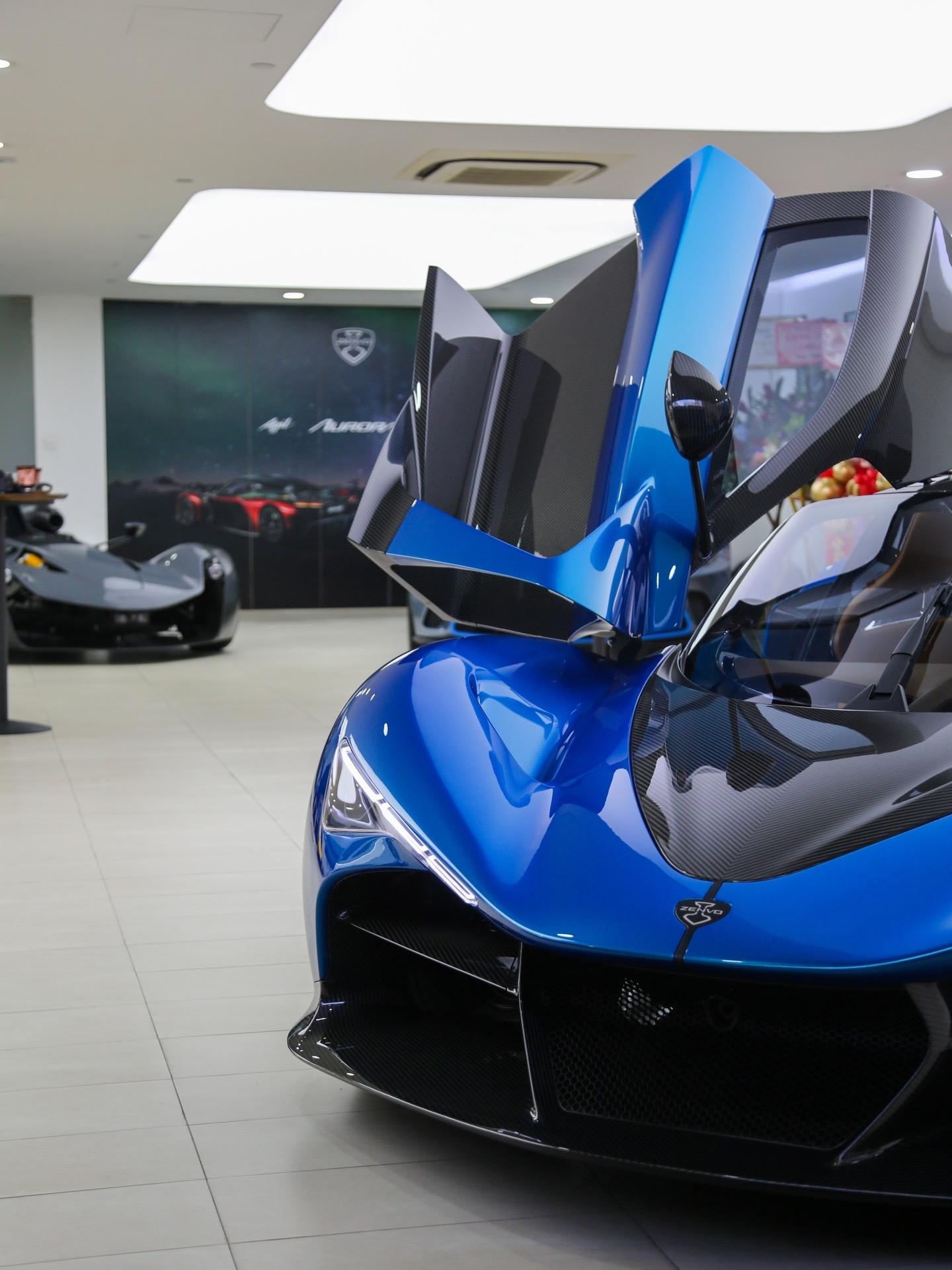 Zenvo Aurora Tur 来自丹麦的hypercar，Tur为Aurora的公路版车型，在空气动力学上与Agil有很大区别，标底来到了惊人的450km/h！