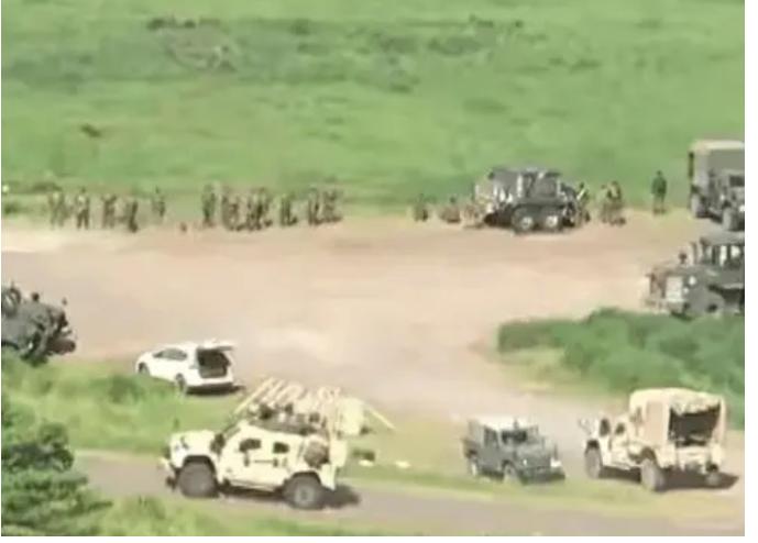 轰的一声，日本传来巨大爆响，自卫队伤亡惨重，尸体横倒竖卧

综合多家日媒报道，当