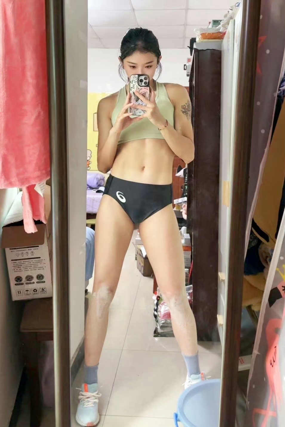 吴艳妮 ​​​