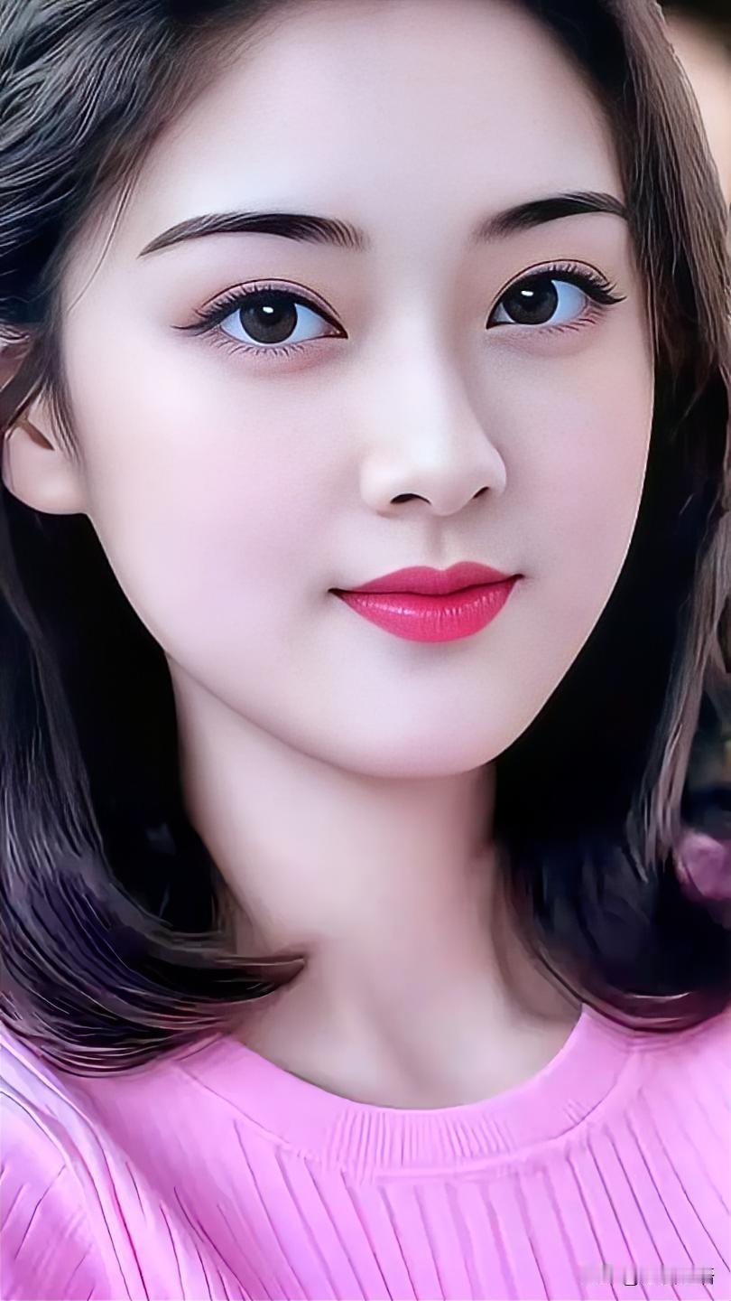 甜美粉嫩少女心，温柔粉衣显娇俏