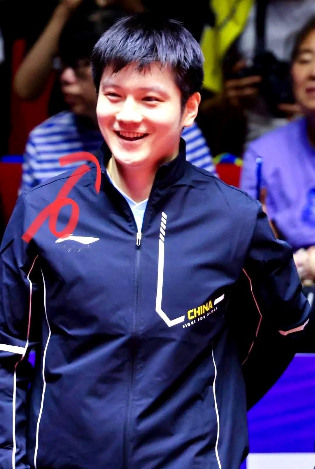 感觉樊振东失去世界排名后，

越来越不对劲儿了，

与其他乒乓球运动员的差距越来