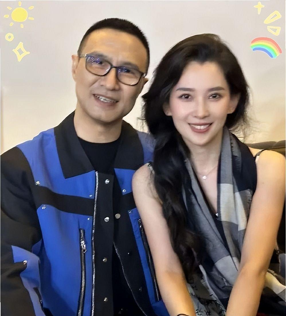 胡子拉碴的，又要开始找下一任的接盘侠了，清醒的女人想了想，说：还是算了吧，费那事