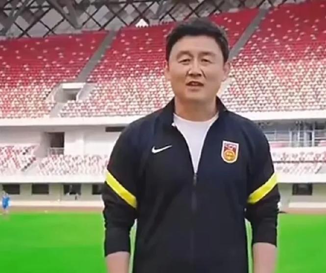 6 月 8 日，中国足球圈突然炸开了一个没人想到的大瓜。两个一起扛过枪、打过仗的