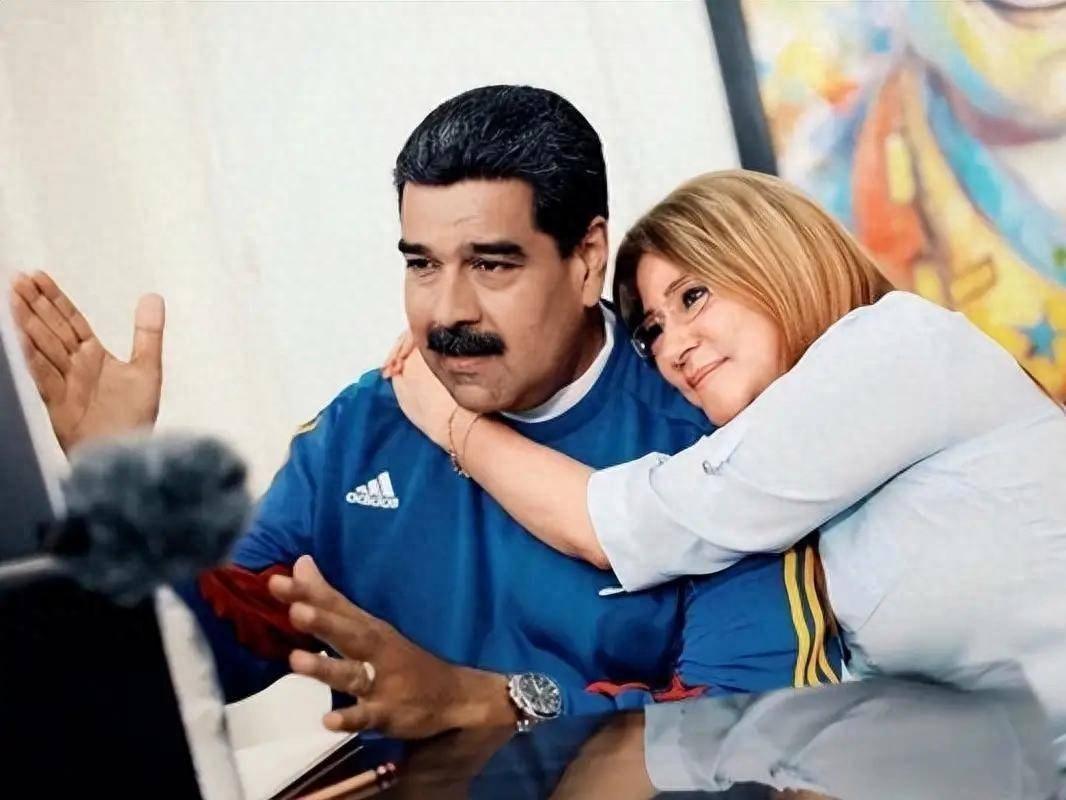 马杜罗被抓5小时后，中方一锤定音，有4个问题，美方要交代清楚

2026年1月3