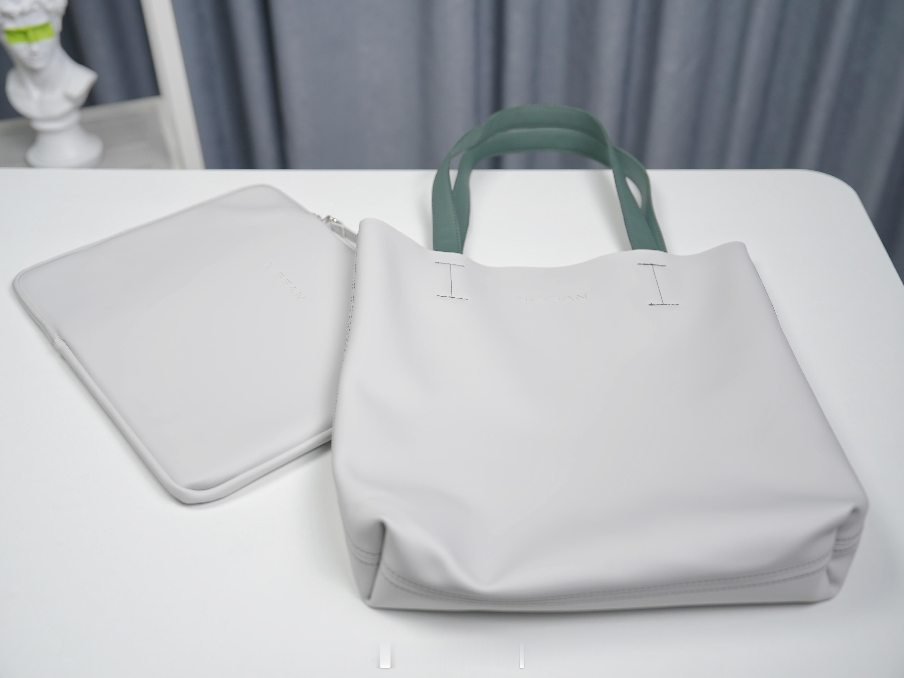 头两天体验了东风日产N6，十一假期的时候开了2个星期东风日产N7，最怀念的就是舒