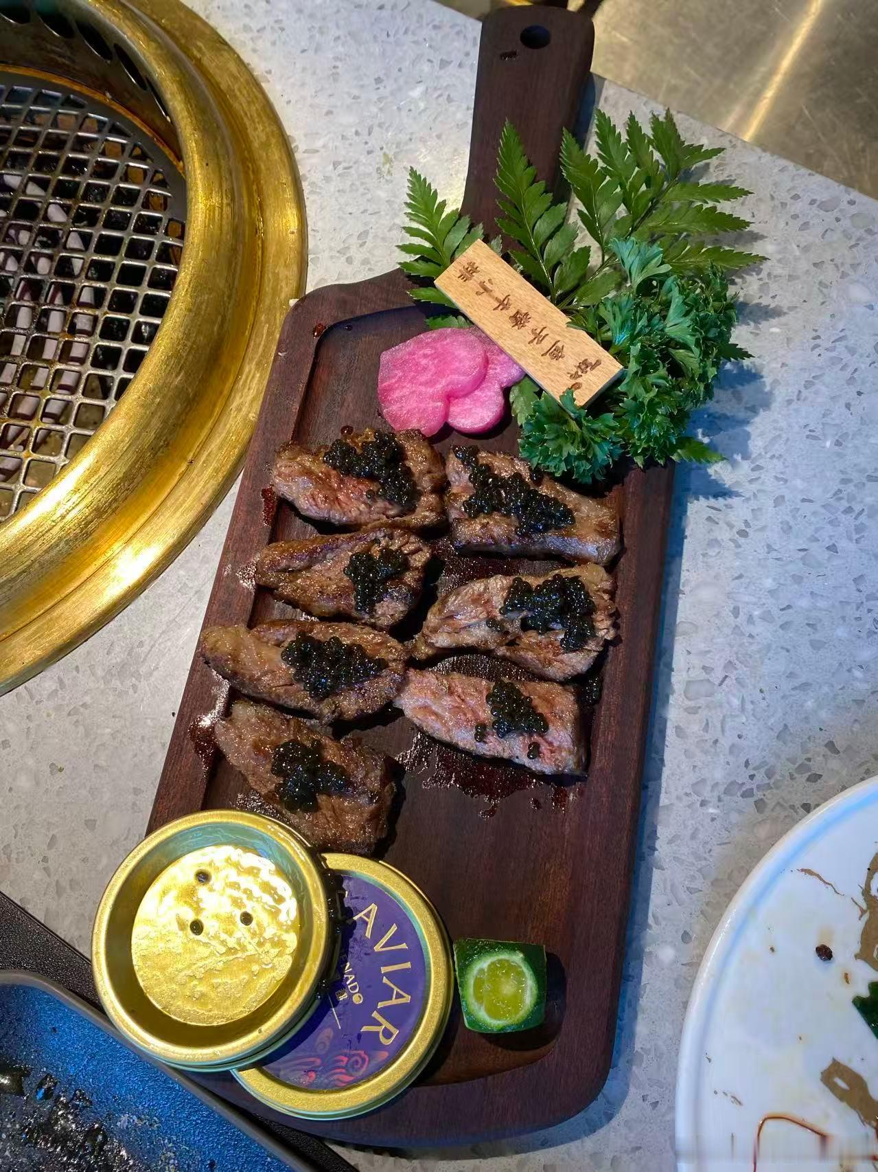 饿了，饱餐一顿