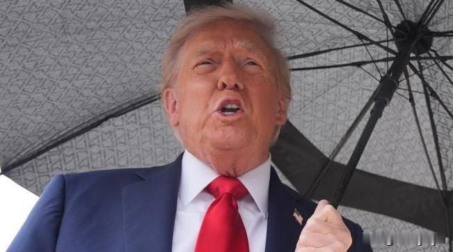 特朗普“留着”伊朗方案，不是因为犹豫，而是他的路正被多重现实堵死。

4月27日