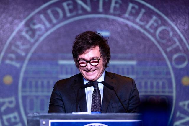 阿根廷总统米莱胆大包天!叫停中国90%完工射电望远镜，拿中国当投名状讨好美国?中