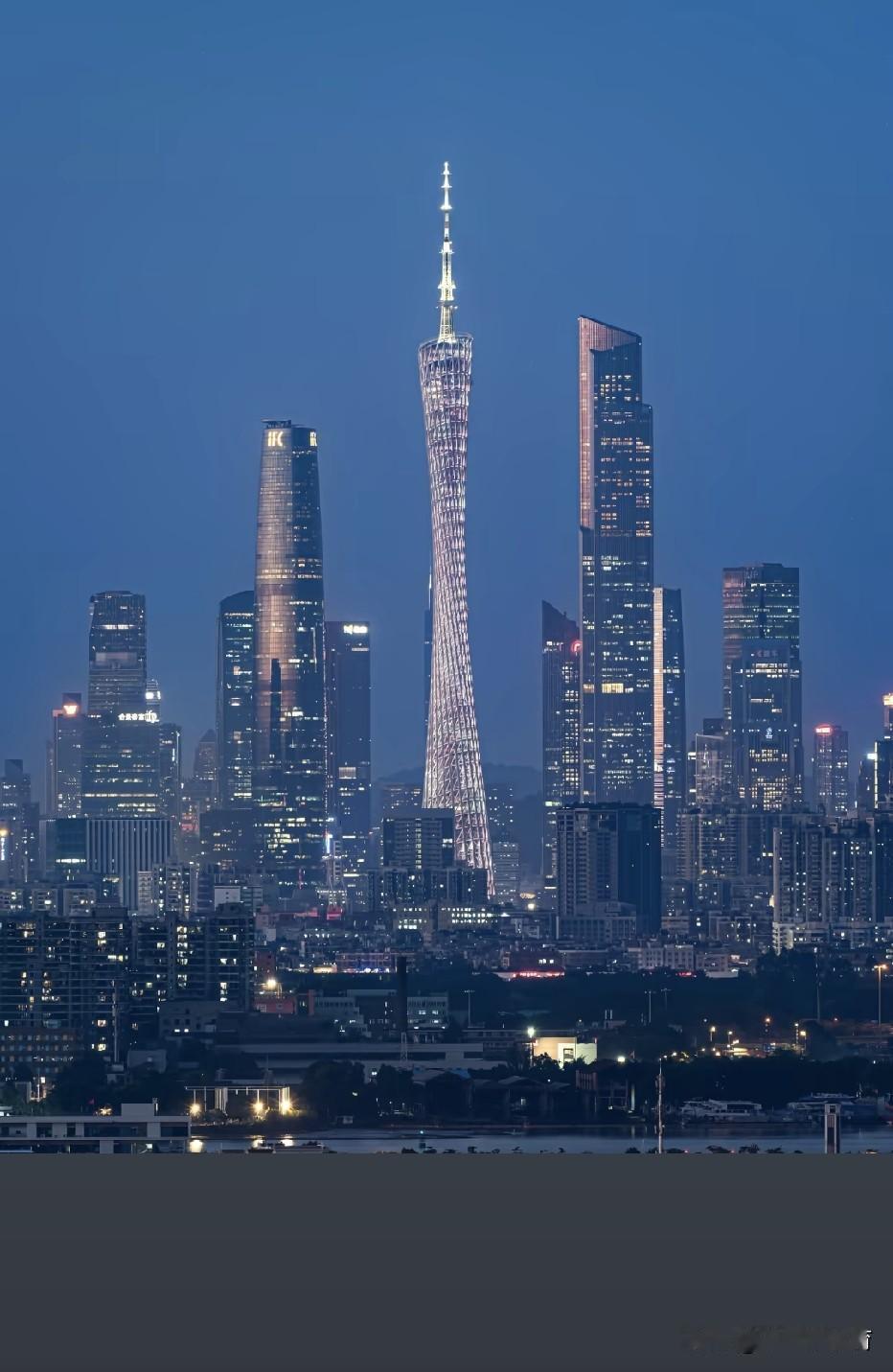 快来广东避暑吧。今年广东天气有点反常，晚上睡觉还得盖薄一点的空调被，要不然容易着
