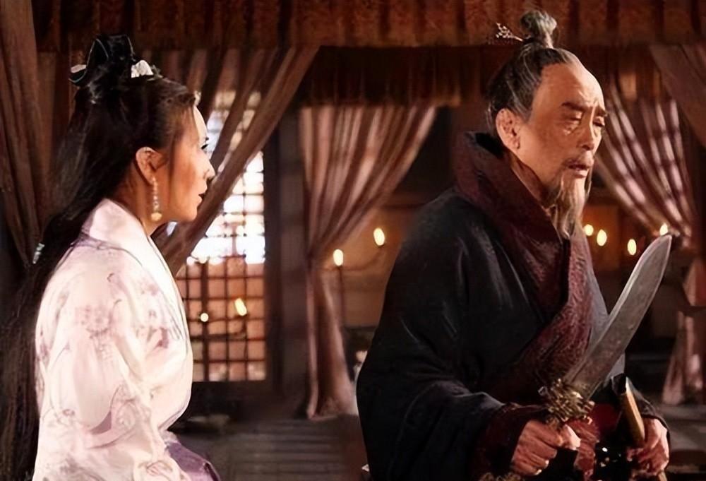三国时期真正想匡扶东汉的其实只有三人，他们并非刘备诸葛亮或曹操，你知道是谁吗？
