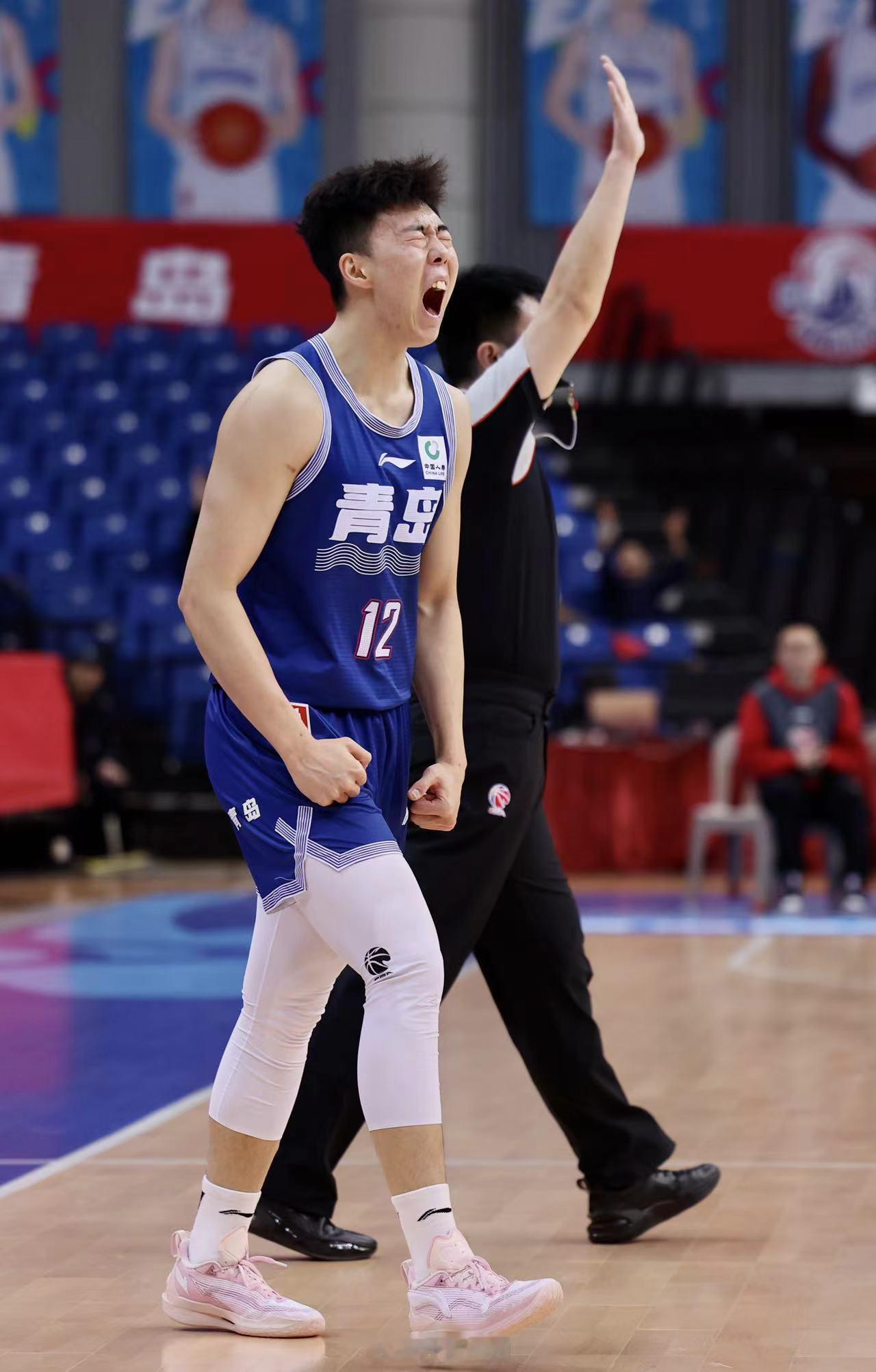青岛男篮创造历史！队史首次在北京男篮主场赢球！青岛男篮首次客场战胜北京男篮