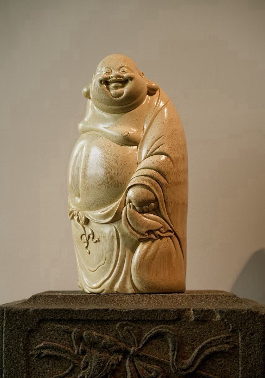 昨天开股东会，准备明年再开两店，还得赚点钱才行啊，自从做实体生意以后年年都穷的不