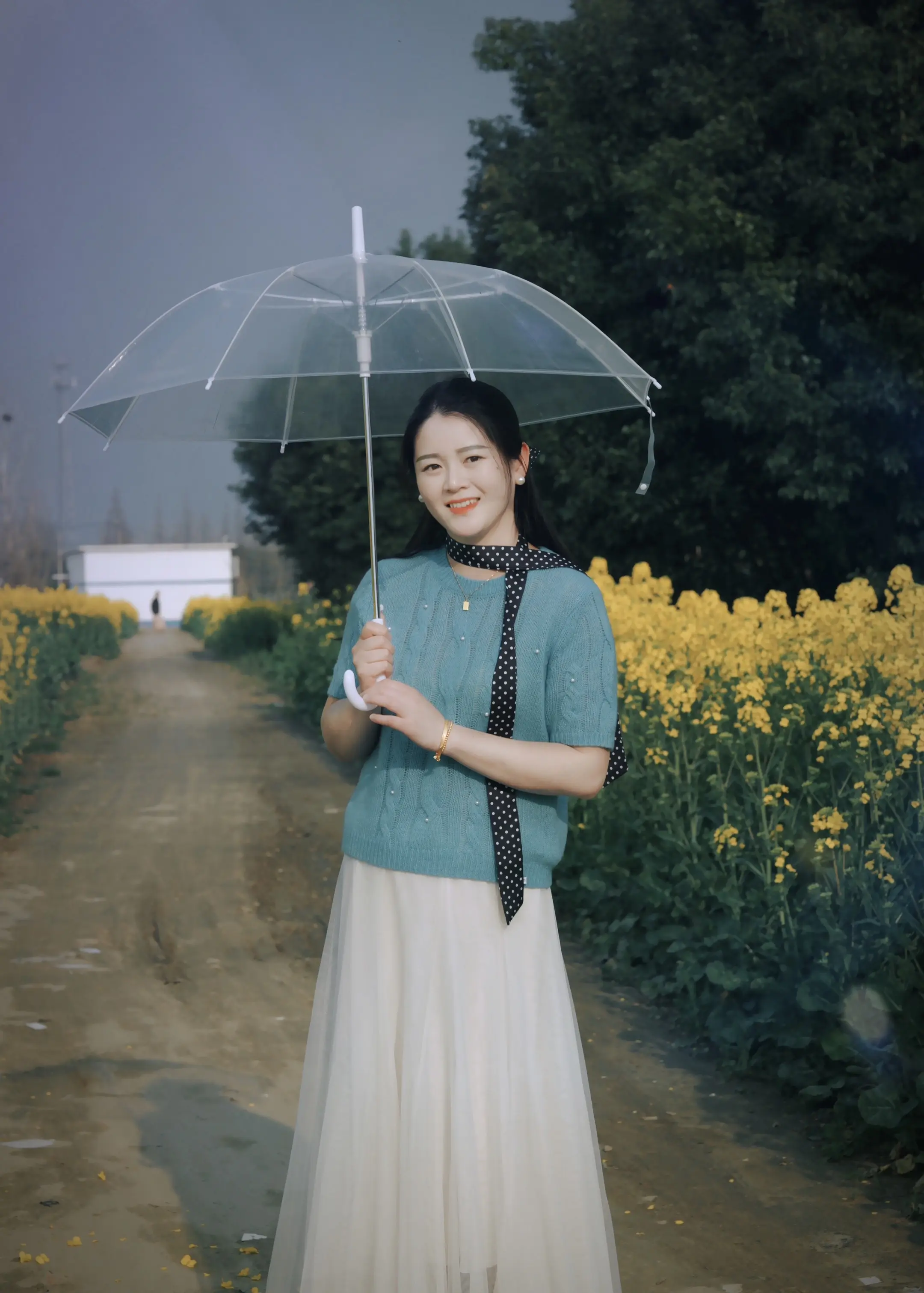 如果我    一颗心被你俘虏，就流浪  在你怀里的国度
