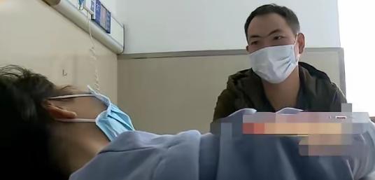 湖南长沙，一个30岁的木工赵新，刚跟前妻离了一年，工地上闲聊，一句话砸进他耳朵里