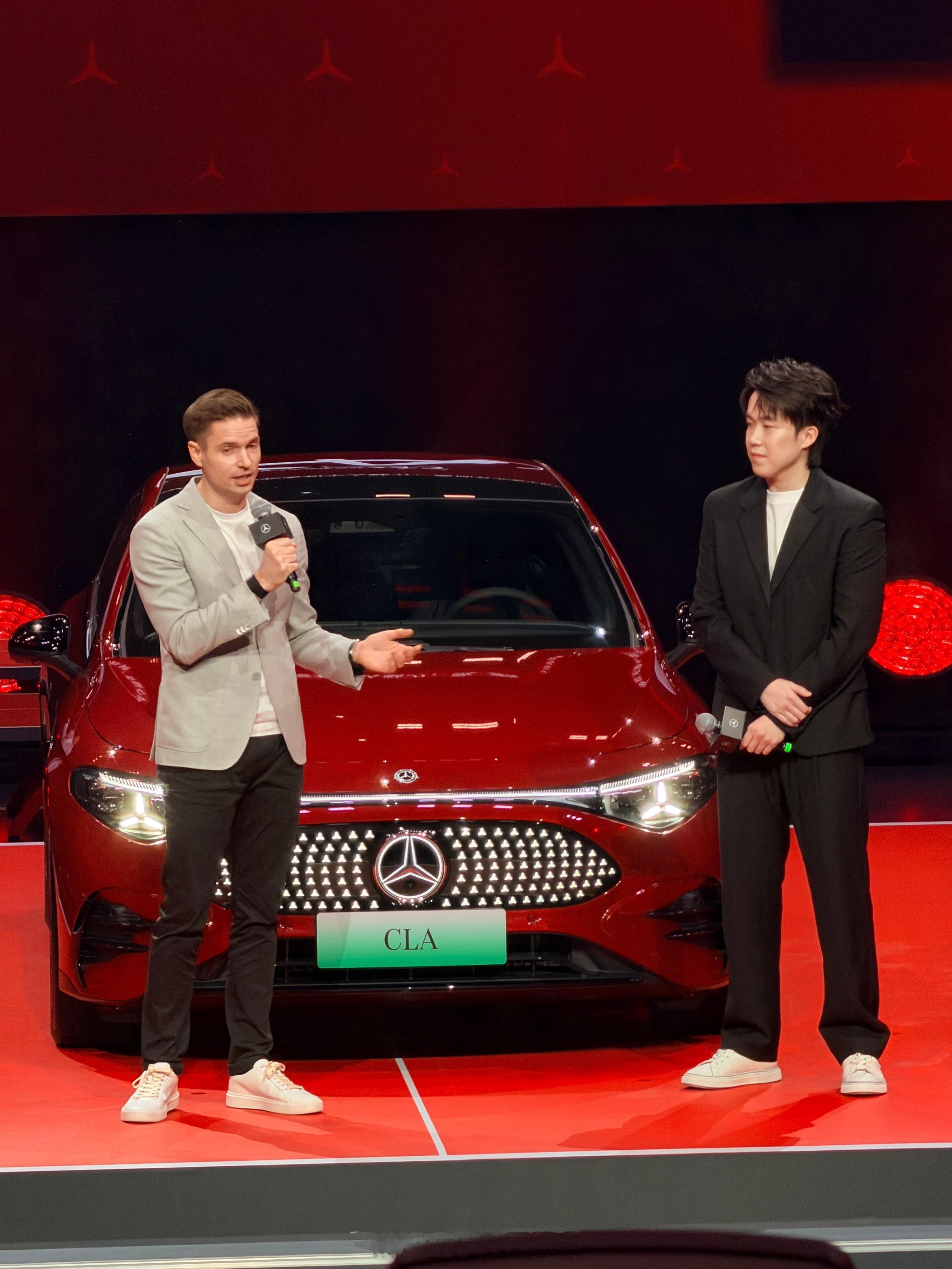 你们想看的王楚钦，我拍了好多张。  ​​​