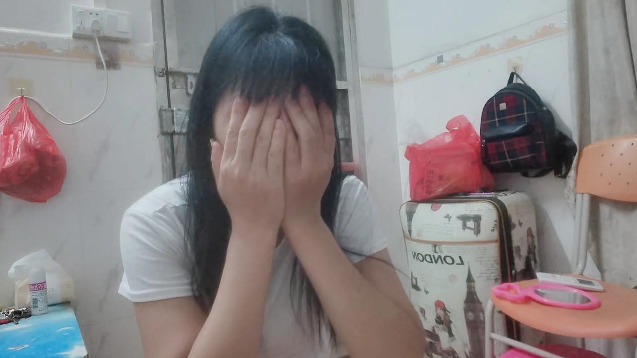 大家好，我才42岁被31岁的男人叫我阿姨，我好尴尬，才大9岁就叫大姨了，在我广西