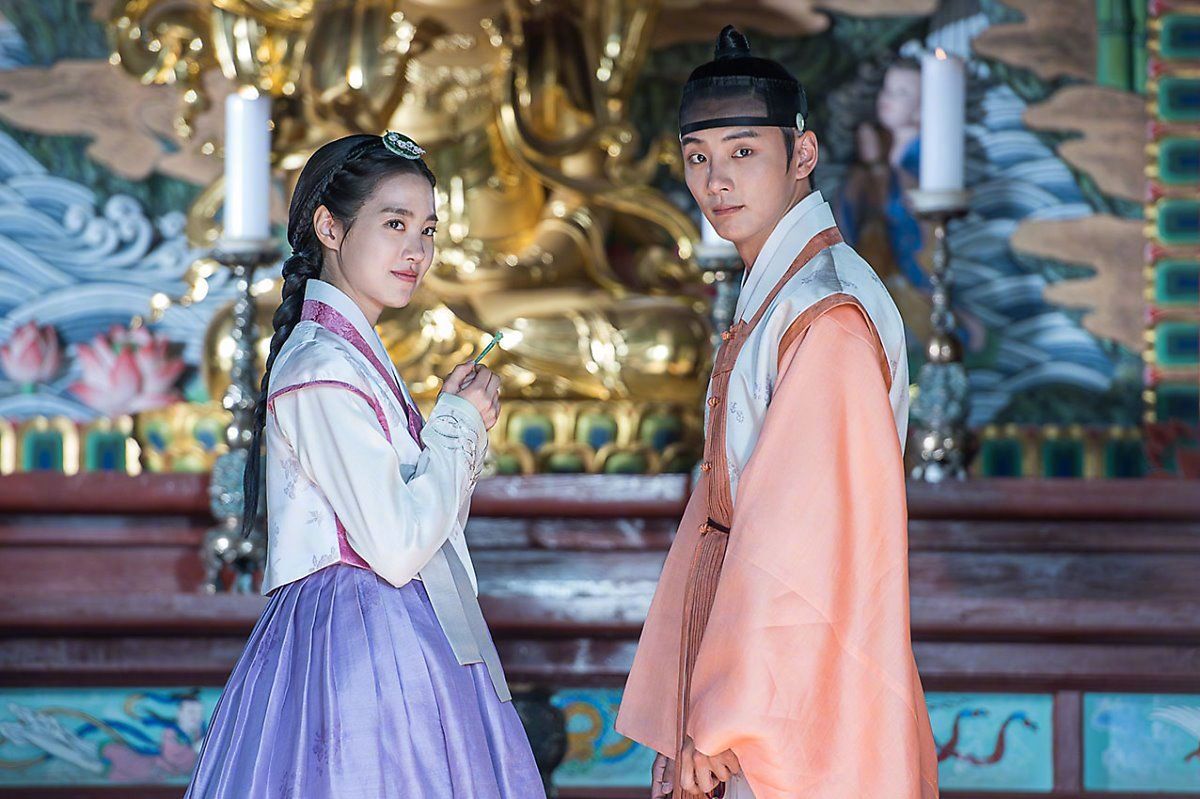 韩剧回顾 大君-绘制爱情 首播8周年主演：尹施允、陈世妍、朱相昱、柳孝荣2018