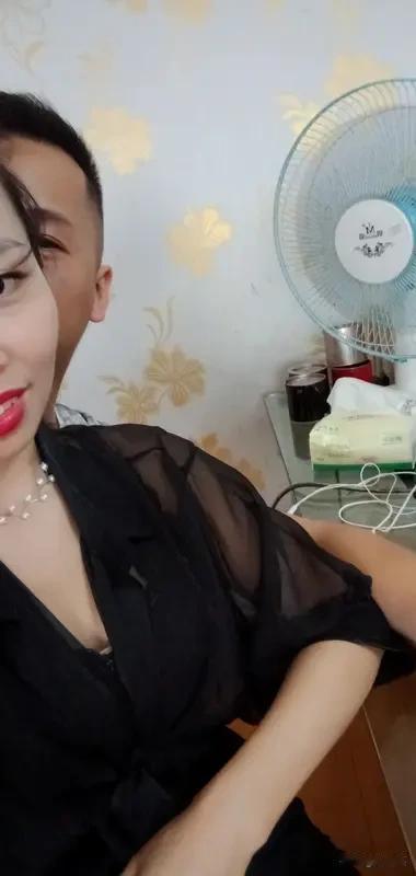 离谱！

广东一名中医男学生多次免费帮35岁女网友针灸

最后一次亲密接触时被女