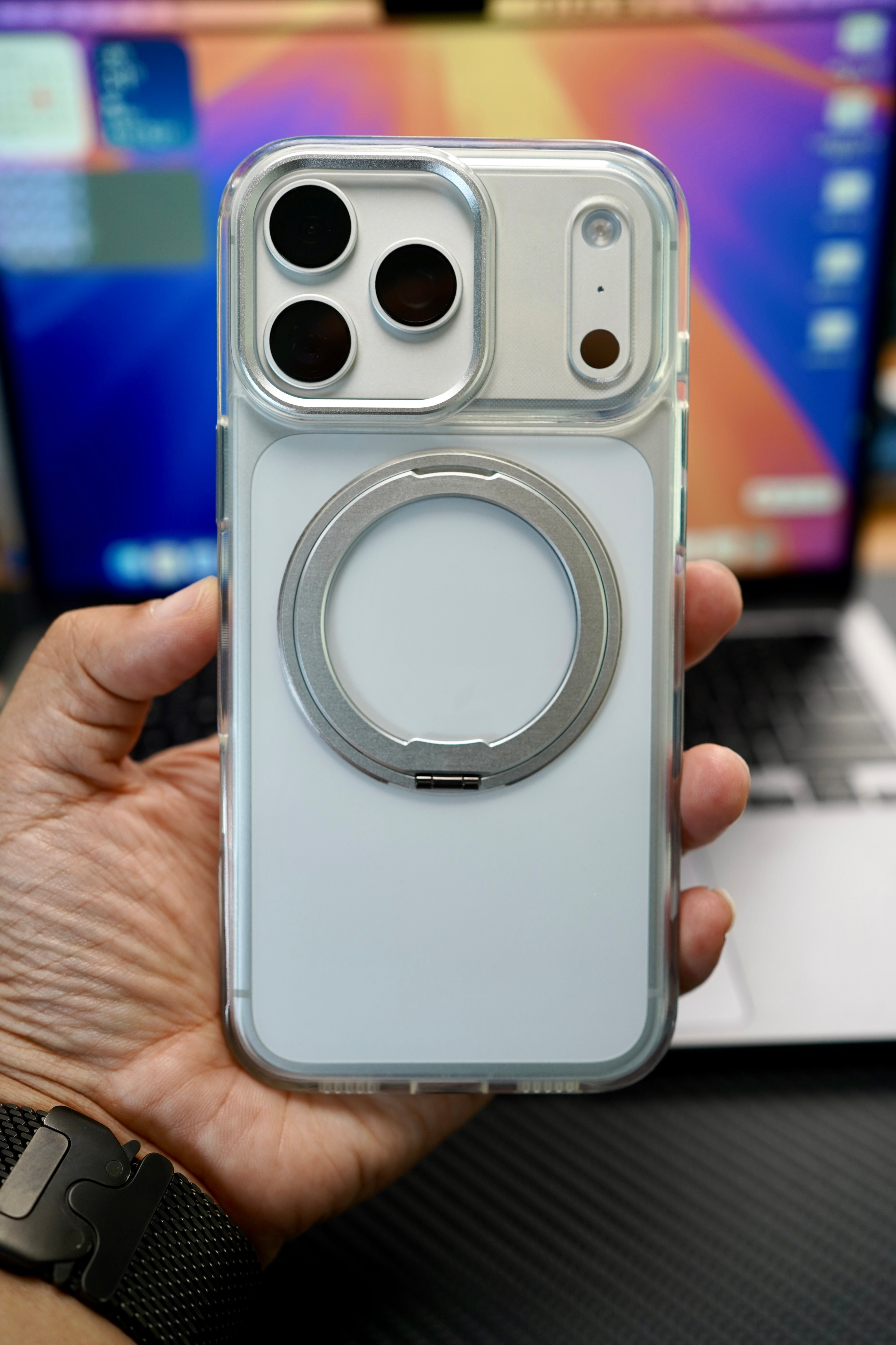 iPhone 17 Pro透明气囊防摔壳，你喜欢哪种风格？iPhone 17 P