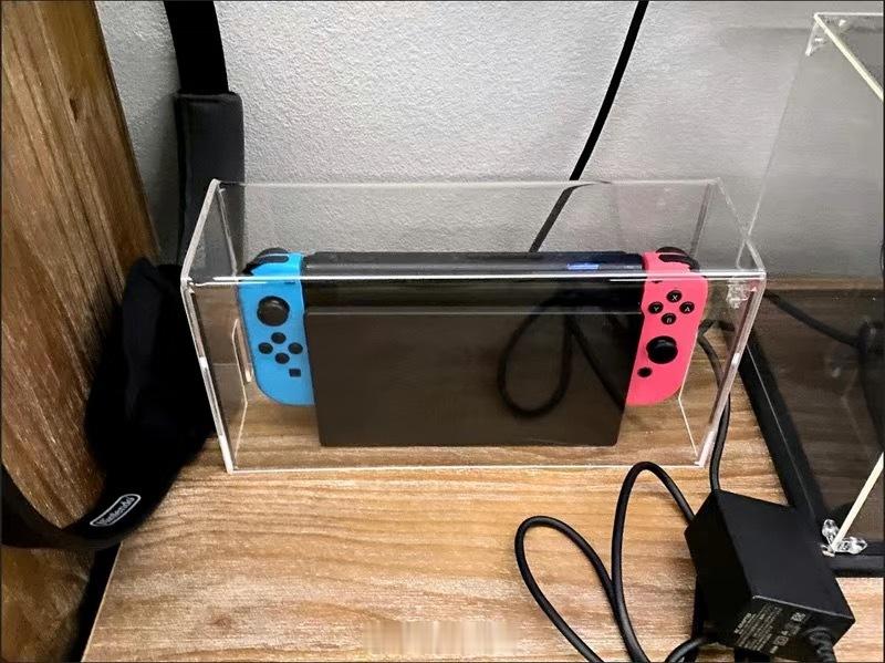 #Switch2#那些曾经说过怎么都不可能吃灰Switch的人呢？我是最早打脸的