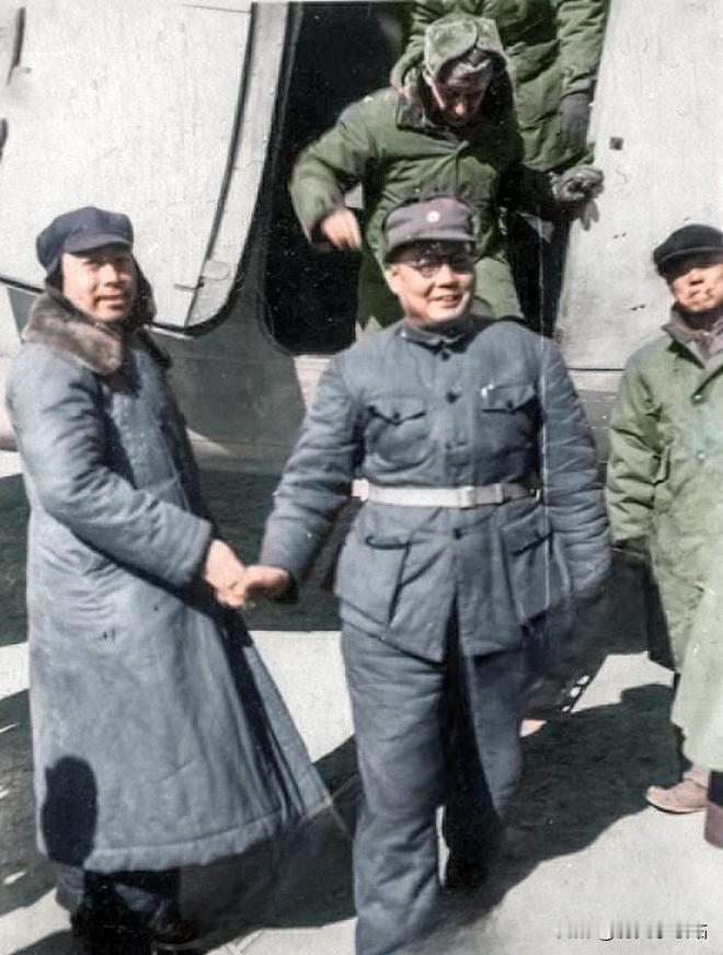 1946年初，北平组建了国共美三方军事调处执行部，由郑介民、叶剑英、罗伯逊分别代