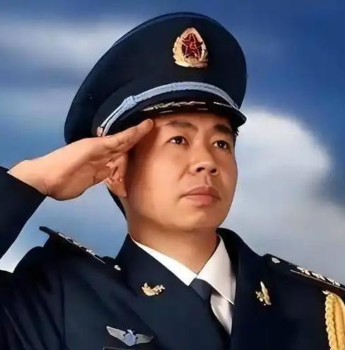 中国著名军事专家戴旭说：我们现在面对外部的各种挑衅，如果再不采用伟人毛主席对外敌