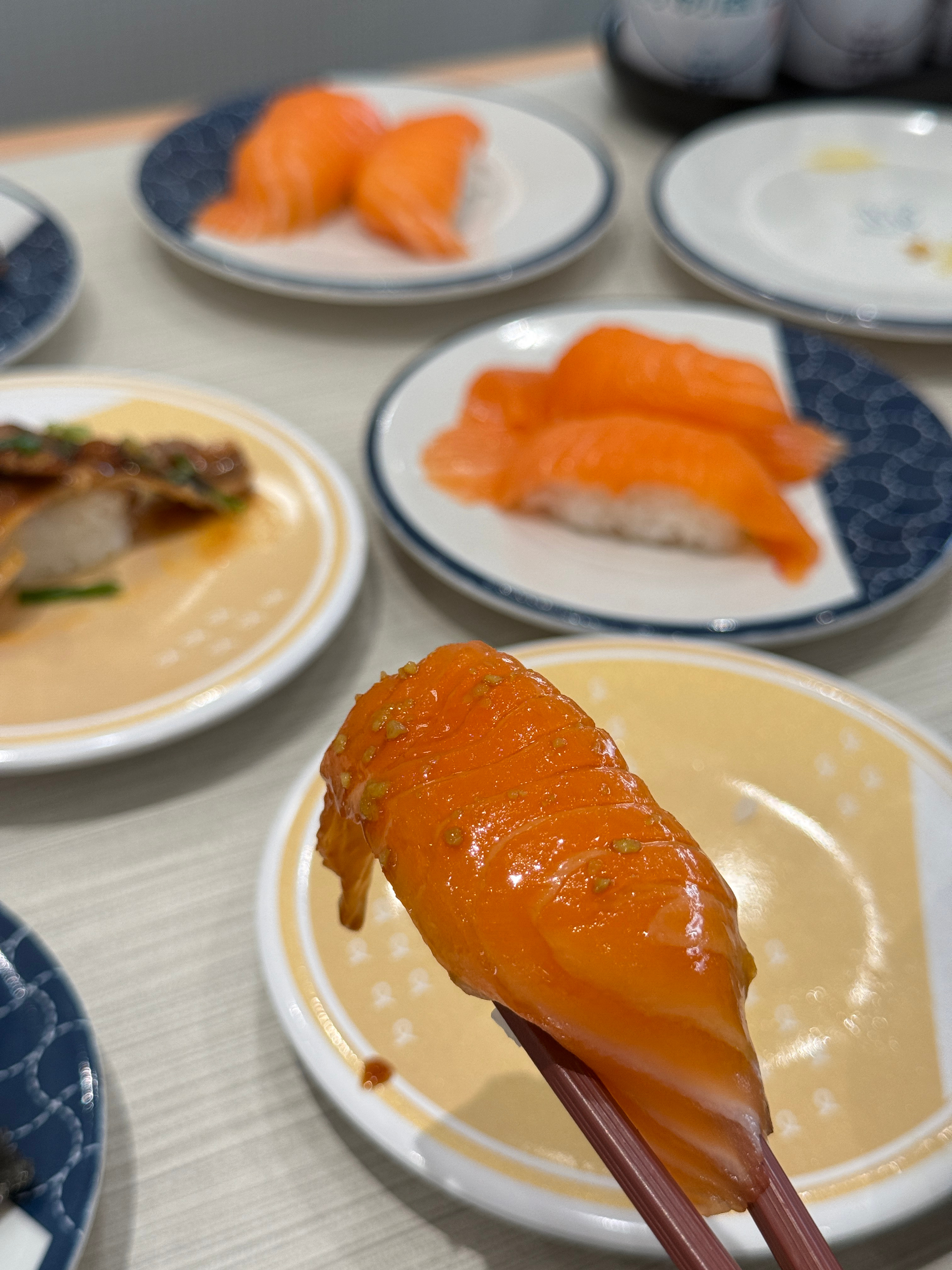 可以不吃冷饮 冰奶茶但离不开三文鱼