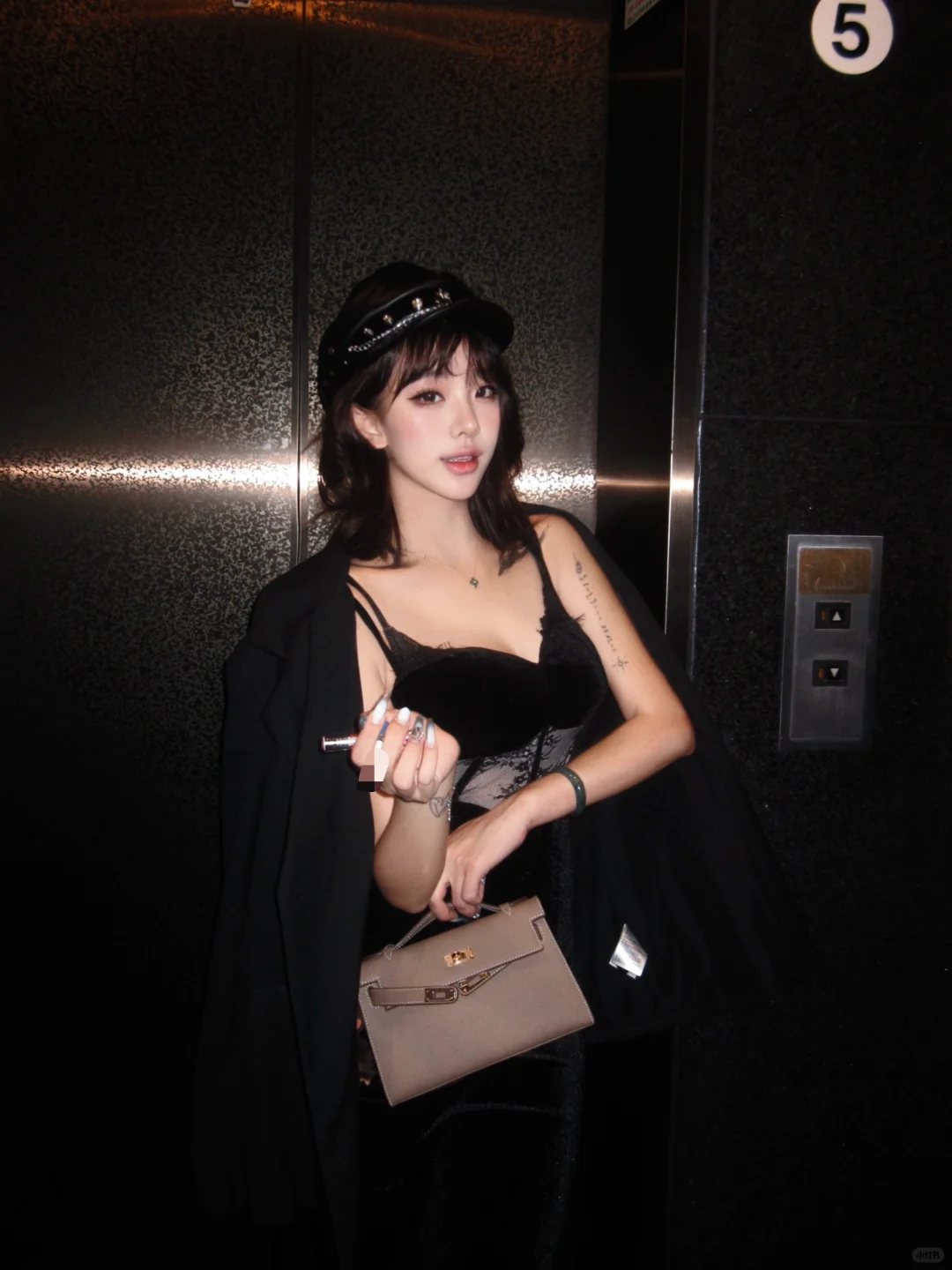 你跪下 姐求你办点事儿