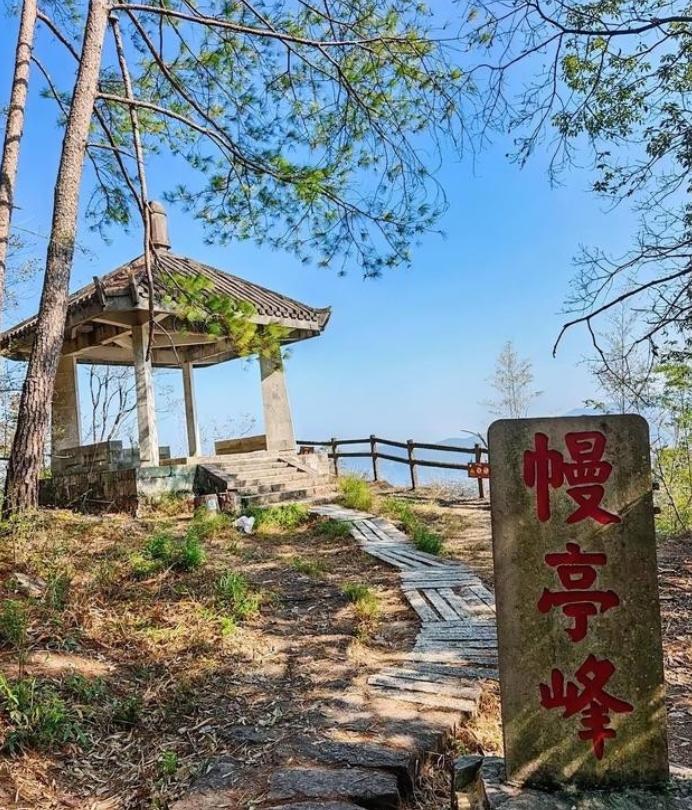 一位火葬场工作人员提醒：人死后，一是要火化，二是火化后，不要领骨灰，让火葬厂处理