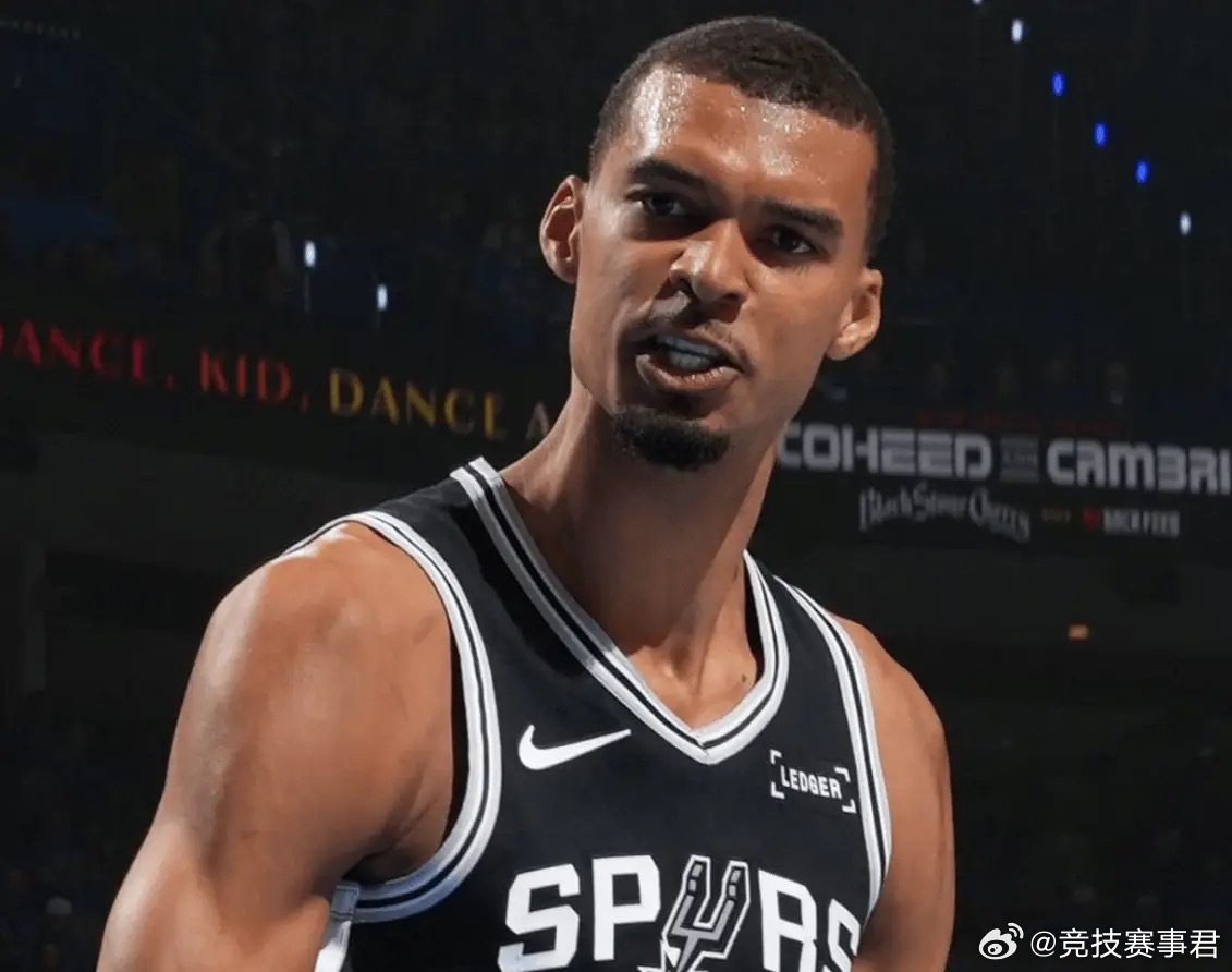 是否觉得身体对抗激烈&比赛强度大？文班：我们7月份能休息今天NBA季后赛马刺客场