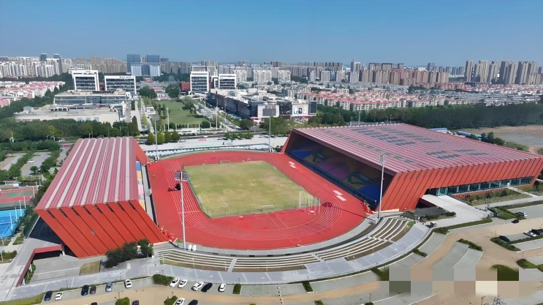 新年爱好打卡青岛胶州市体育中心升级改造项目发布招标公告，项目位于胶州市三里河街道