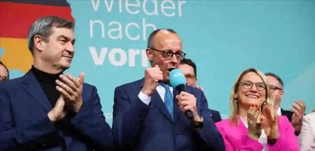 德国藏了半年的新规被扒出！成年男性出国竟要军队点头？

谁能想到，德国一项年初就